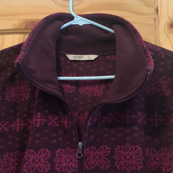 Fleece - Picture 2 of 3